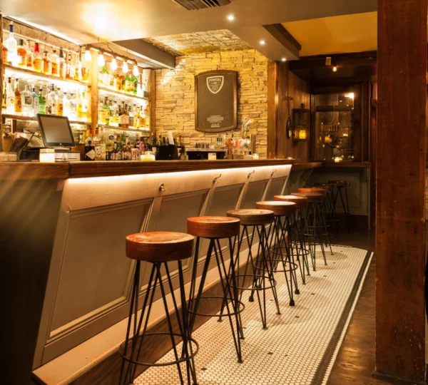Maggie Mae's Bar