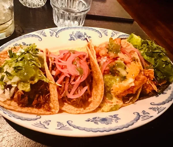 La Esquina Brasserie