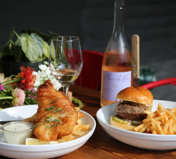 The Lowery Bar & Kitchen