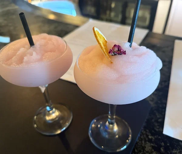 Bistro at Le District