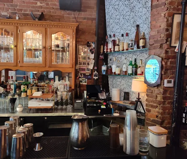 The Summit Bar & Cafe