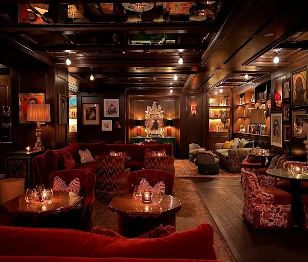 The Portrait Bar