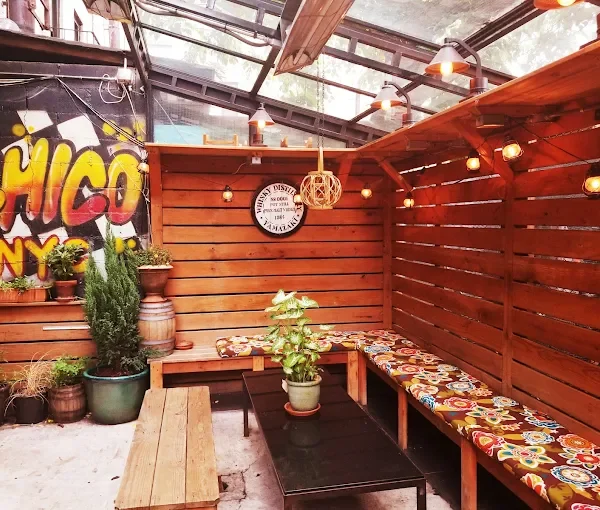 The Summit Bar & Cafe