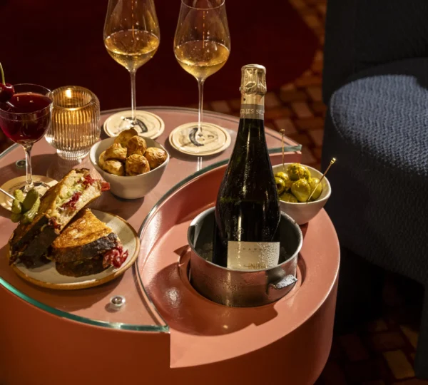 Experimental Cocktail Club