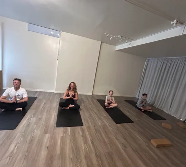 Alma Yoga